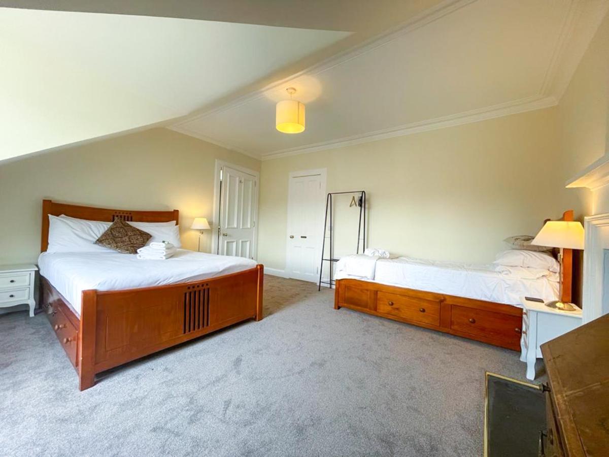 Remarkable 5Br Townhouse With Garden, Sleeps 12 Edimburgo Esterno foto